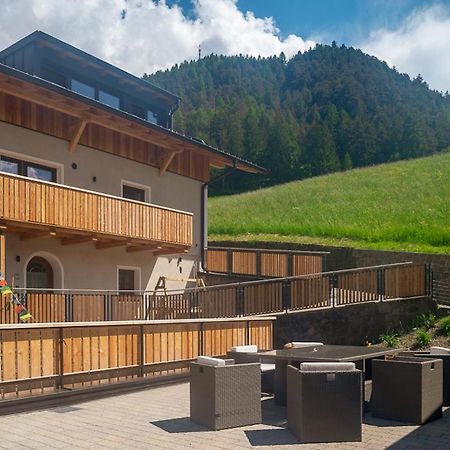 Planerhof Apartment Lilie Funes  Exteriör bild